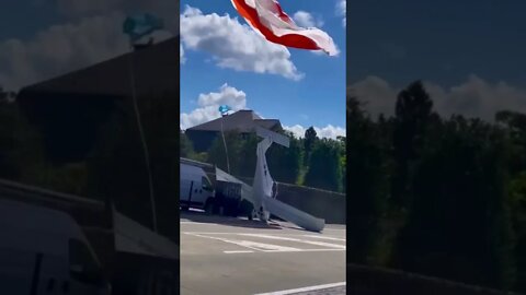 All planes should have these!#crazyvideo #shorts #plane #parachute #planecrash