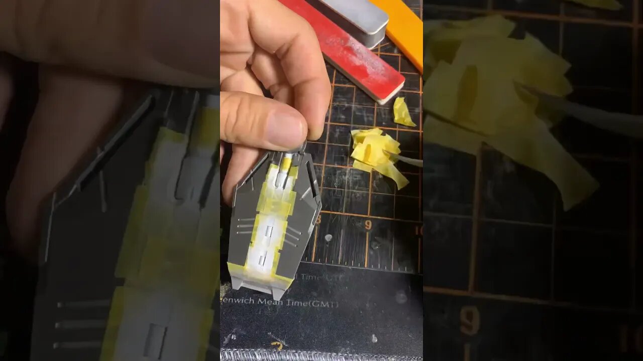 Masking away for hours and hours but it’s always worth it for the details #gunpla #gundam #ガンダム