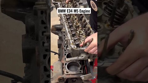 BMW E34 M5 Engine #bmw #automobile #mechanic #engine #bmwm5 #bmwe34 #diy #cars #restoration