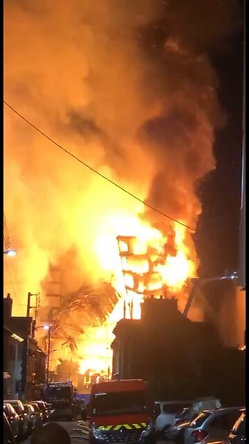 A multi-storey building burned down and collapsed in Rouen, France