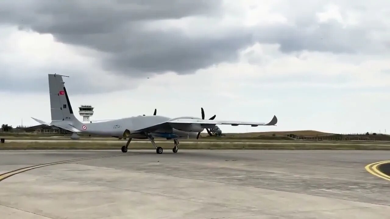 Turkish Baykar successfully tested the Akinci attack drone with a Ukrainian engine