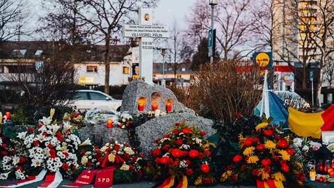 Gedenkfeier in Hanau am 19.02.2022 am Kurt-Schuhmacher-Platz
