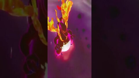Pokémon Sword - Dynamax Lucario Used Max Rockfall!