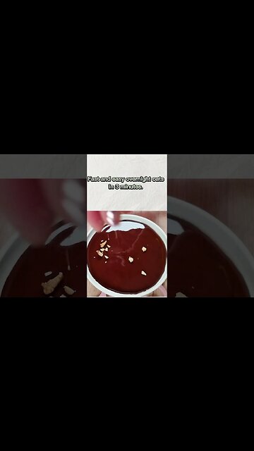 Delicious overnight oats in 3 minutes, with banana and chocolate! #shorts #overnightoats