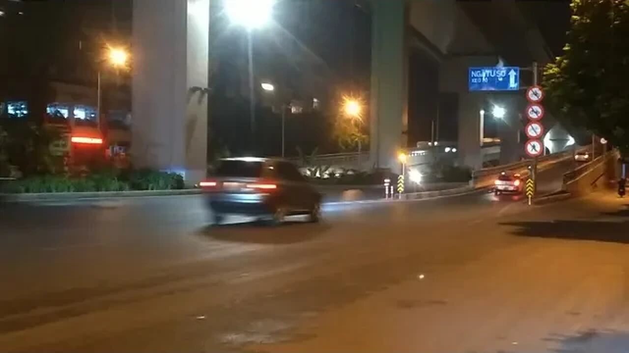 Đêm Quốc Khánh Vắng Tanh Vắng Ngắt tại Hà Nội