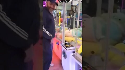 #boom #winning the #clawmachine in #sydney like a #boss Subscribe for more winz!