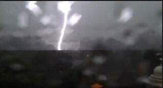Multiple People in Critical Condition After Lightning Strike Outside White House