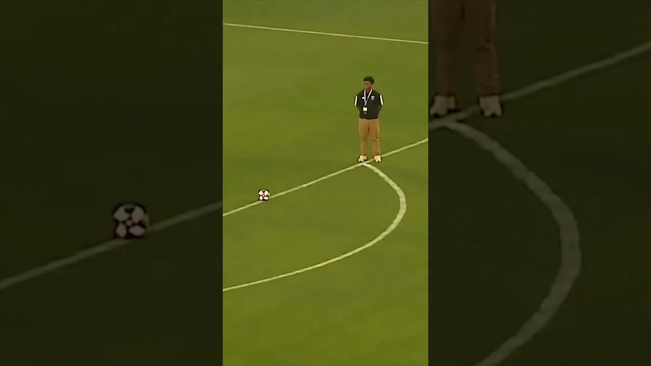 Unleashing the Legend Hollands Hilarious Confidence Shakes Up TikTok