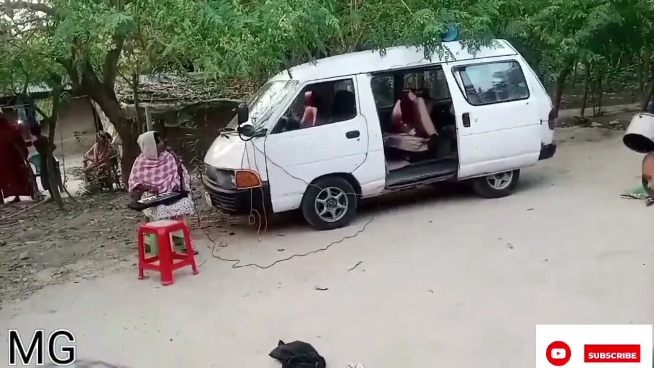 হাট বাজারে শ্রীপুরা ট্যাবলেট এখন গ্রামে বিক্রি করছে।