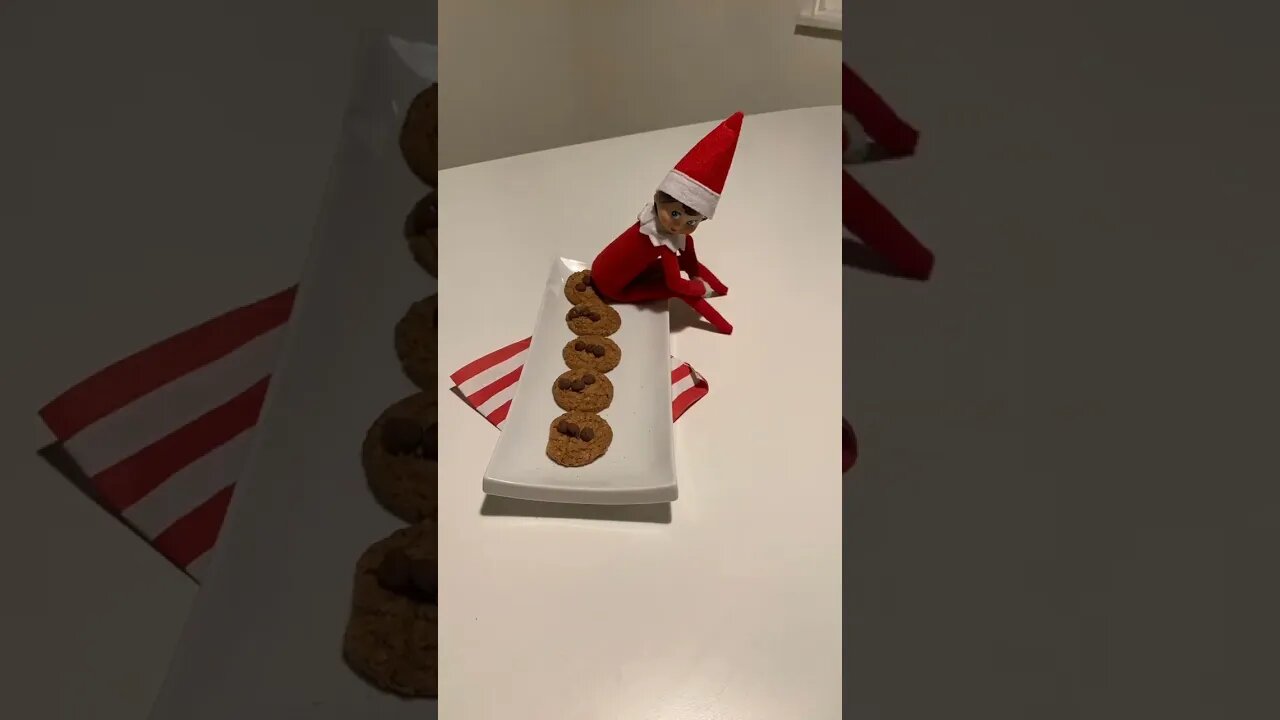 Here is my take on the trending elf on a shelf thingy pooooya