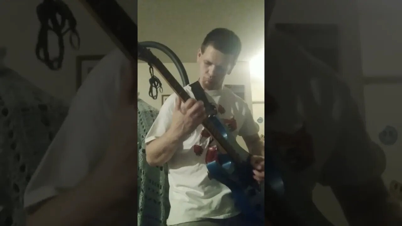 🥶Slaymanz Riff #guitar #guitarplayer #playingguitar #guitarist #guitar #musician #musical #shorts