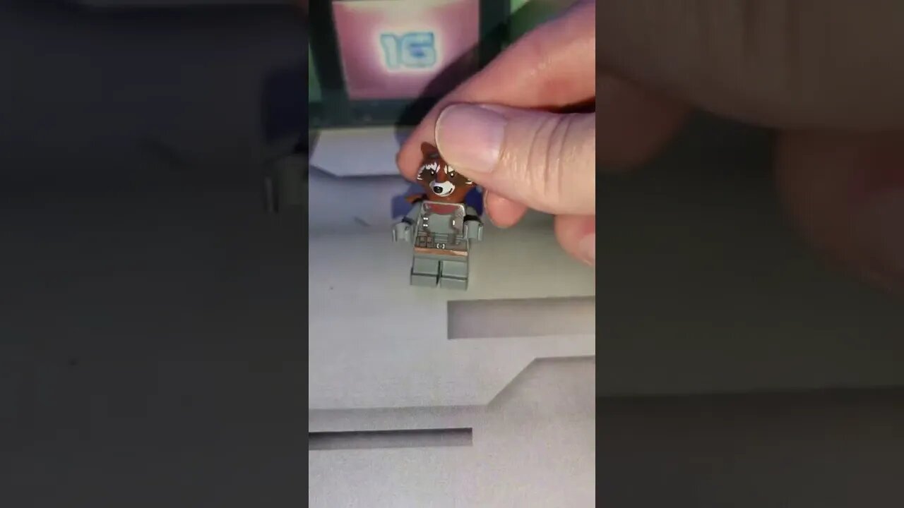 Lego Marvel Studios Guardians of the Galaxy Advent Calendar 2022 - Day 5