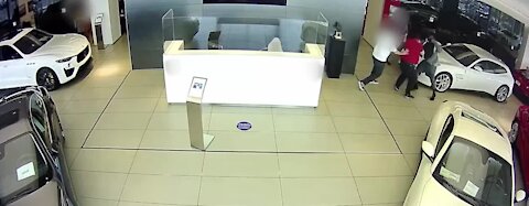 Man died from strangulation at Las Vegas dealership