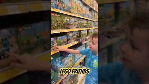 Lego Friends has a Huge display @toysrus
