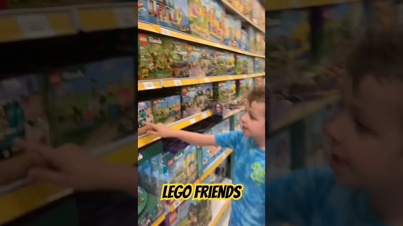 Lego Friends has a Huge display @toysrus