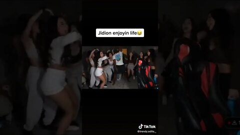 Jidion being a W #streamer #gamer #fyp #shorts #jidion #live