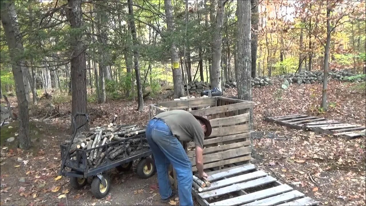 Busy Day At The Off Grid Homestead And Tiny House Construction O25
