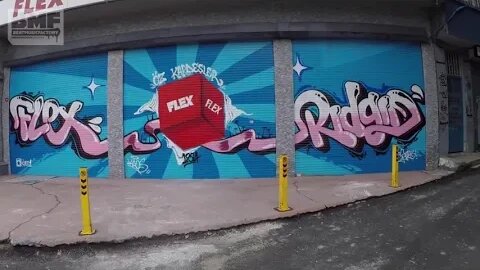 Risky Graffiti session in the streets of Instanbul (Karaköy)