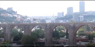 The Aqueduct of Queretaro, Mexico, LIVE MUSIC