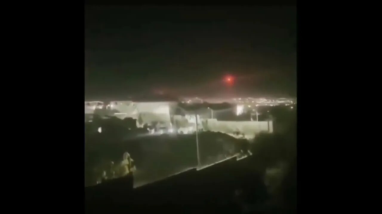 UFO Sighting 🛸 These objects of bright red lights were captured on 9/27/22 over Puebla Mexico 🛸