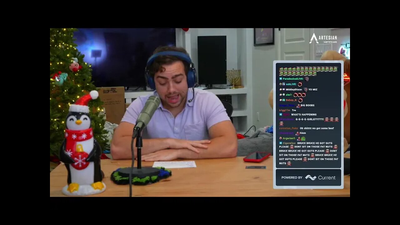 Alinity Enjoys Mizkif's Neighborhood Without Her Cat