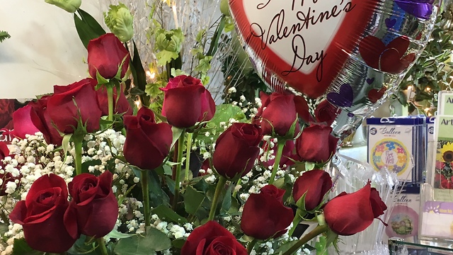 Valentine's Day phone outage costs flower shop