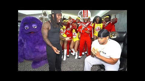 Kai Cenat Tries McDonald's Chicken Big Mac!
