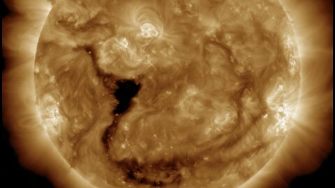 Coronal Hole, Genesis Pole Shift, Electrogravity | S0 News Dec.10.2023