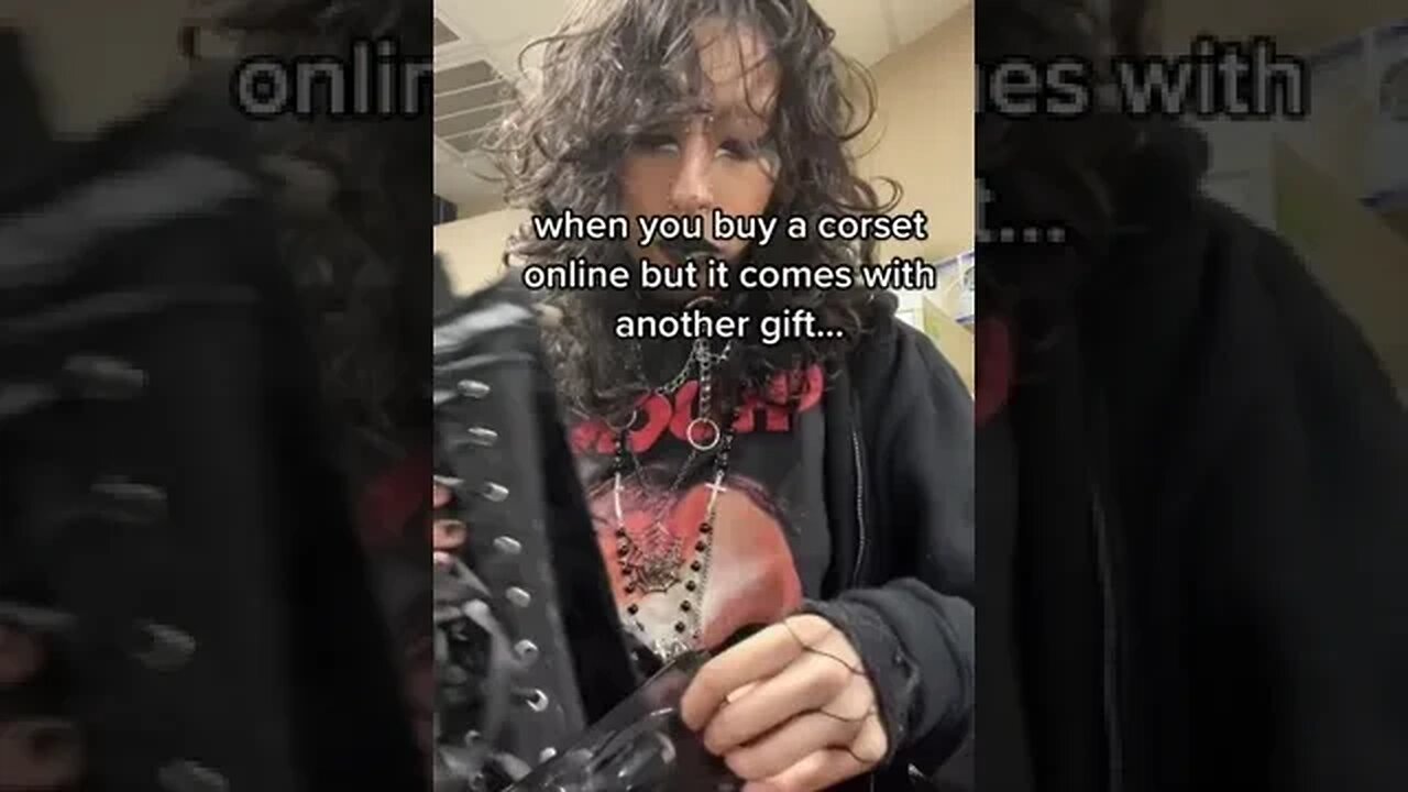 When You Buy A Corset Online But It Comes With Another Gift Video By Putmeinagrave #Shorts