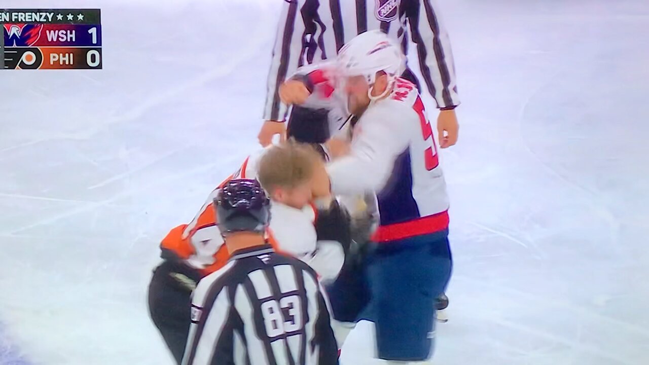 Flyers #44 N. Deslauriers vs. Caps #52 D. Mcllrath have a throw down party in Philly.