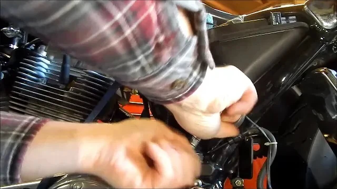 Harley Davidson XLH Sportster Battery Install Part 2. Installation and verification of repair.