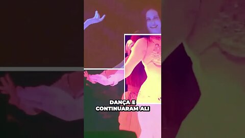A dançarina do ventre me chamou para dançar com ela