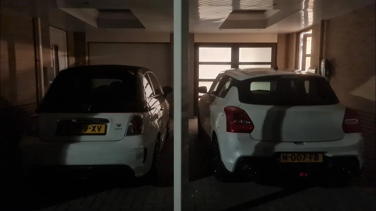 ABARTH 595C TURISMO MTA VS ZC33S SUZUKI SWIFT SPORT HYBRID 2 scenarios for letting one of two go