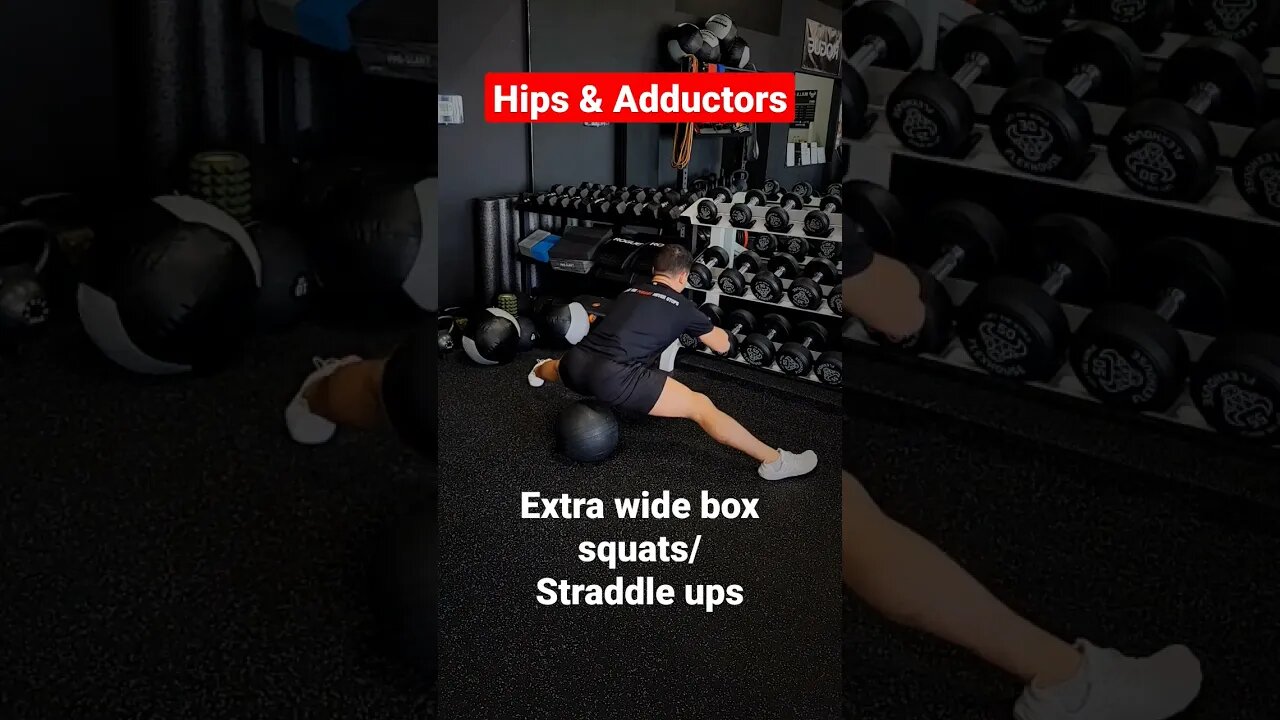 HIP MOBILITY THROUGH STRENGTH 🧠#SHORTS #RANGEOFMOTION #middlesplits #STRADDLE