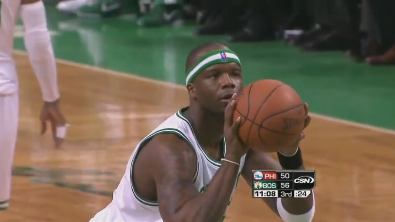 Jermaine O'Neal 9 Points Vs. 76ers, 2010-11.