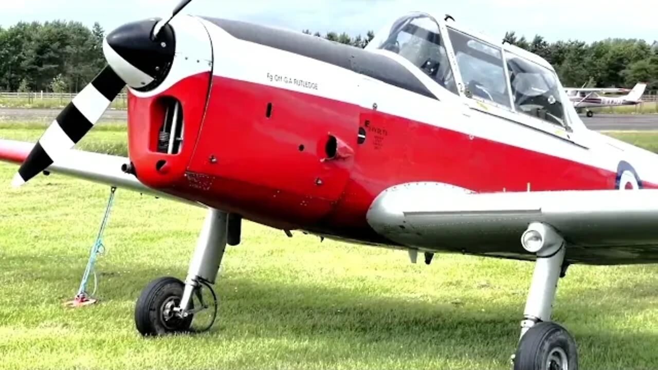 Eshott airfield - Ned and Eddie's big day out!