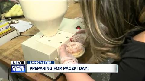Filling Chrusciki's signature paczki