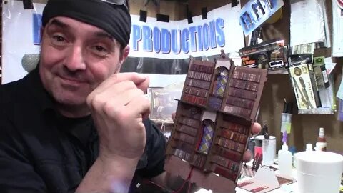 1/32 Sherlock Holmes Book Nook diorama model build 2