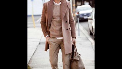 Fashion 2022. Men's fashion raincoats from the 2022 collection/fashion trends 2022.
