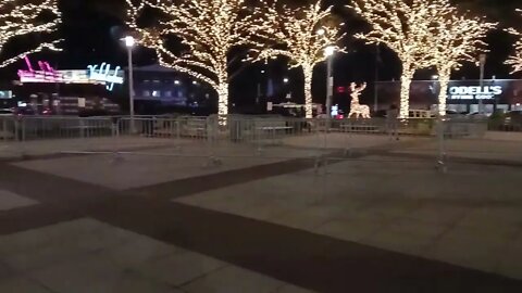 Black Friday shopping preview at Atlantic Terminal Mall. #downtownbrooklyn 11/23/2022 @NYPD78Pct