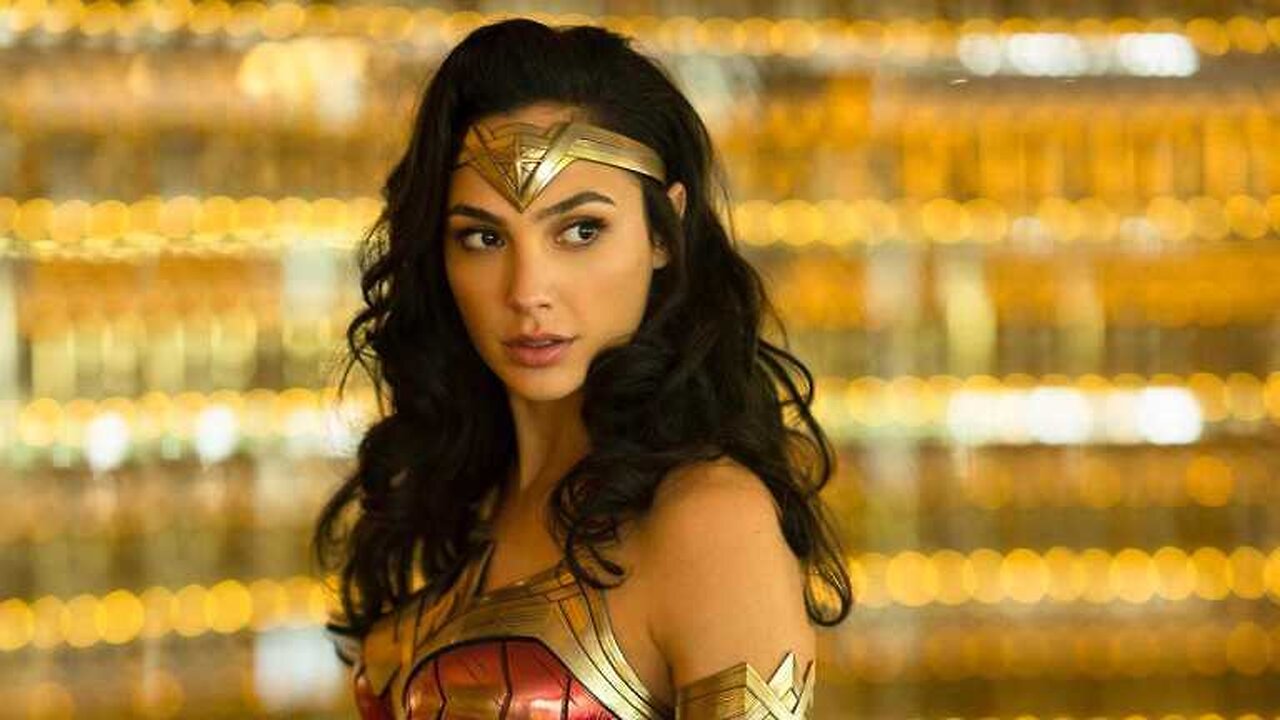 Hollywood Seems Fake And Ghehy, The Wonder Woman 3 Example