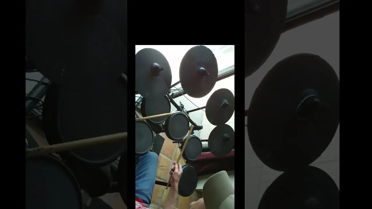 Drumming Rock Snare Builds up!! 2BoC14