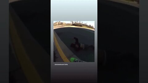 Dude gets a seizure after a slam #skateboarding😳