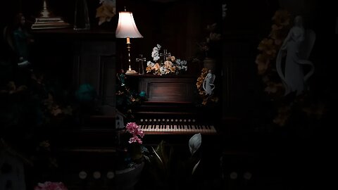 “Fall into Relaxation: Autumn Serenade on Piano 🍁”