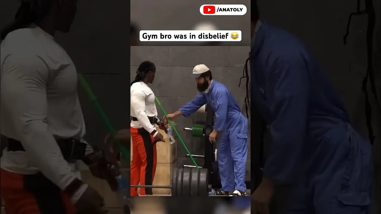 Janitor Shows Bodybuilder How To Lift 🤣