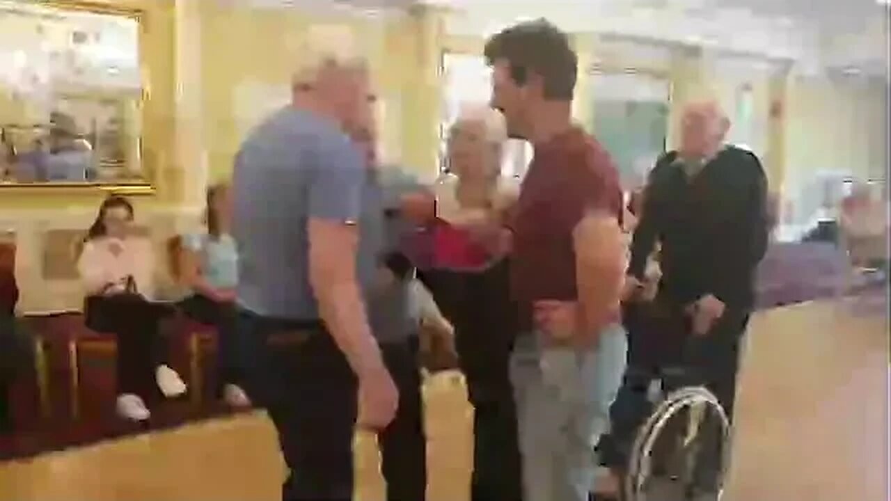 Mary walks for the 1st time in 3 years