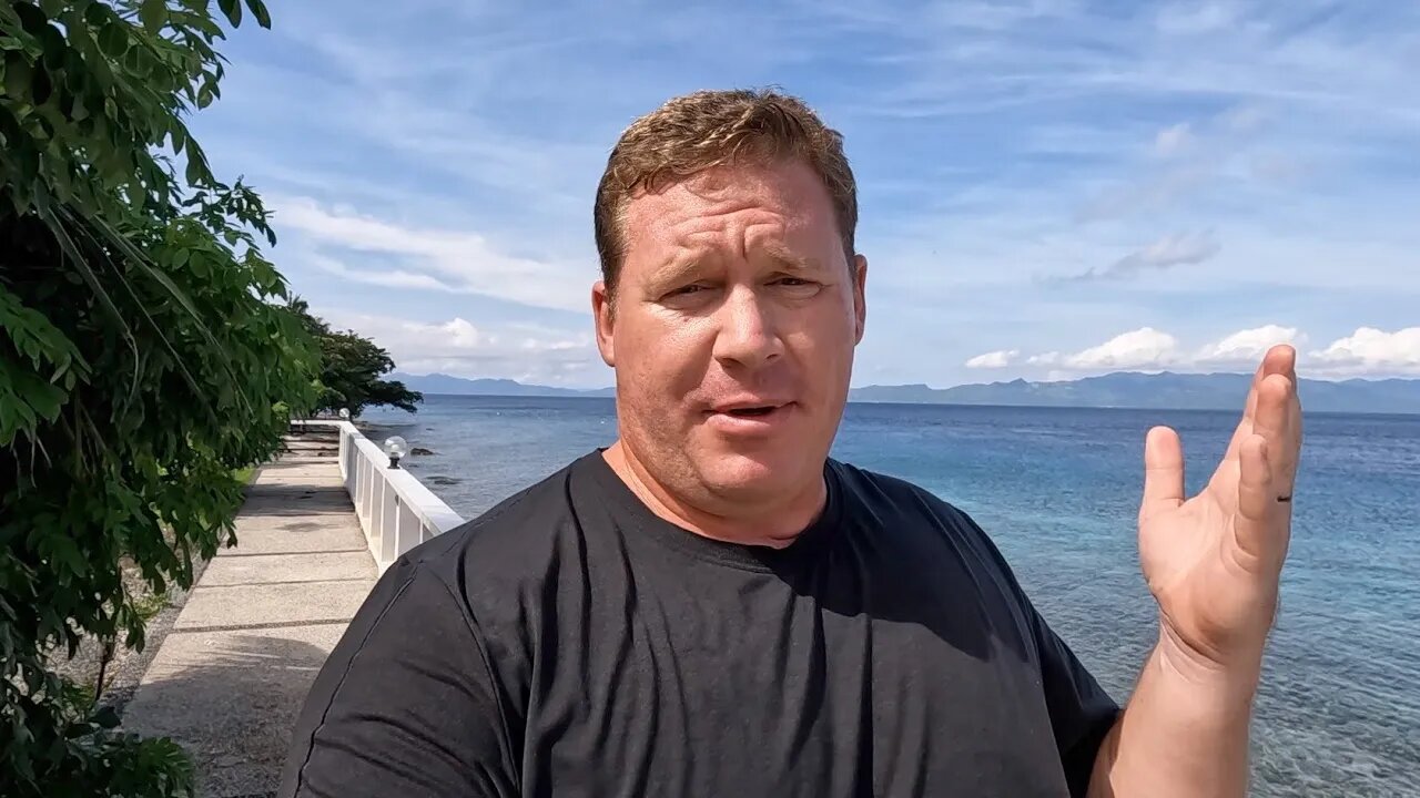 I Got Yelled at by a "Filipina" (Was it an American Karen in Disguise?)