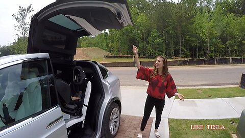 Tesla Model X features, storage capacity & more!