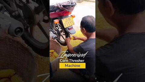Improvised Corn Thresher 🌽 #shorts #Shorts #Trending #viral