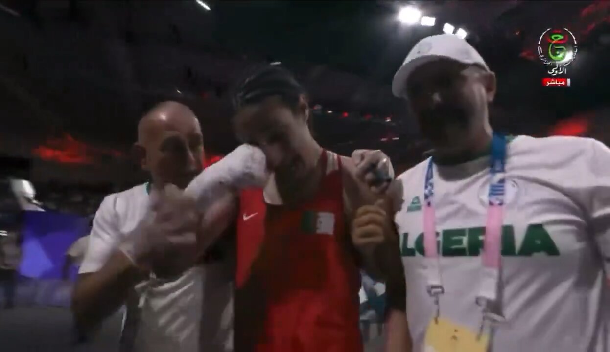 Algerian Boxer Imane Khelif’s Emotional Victory Amid Controversy